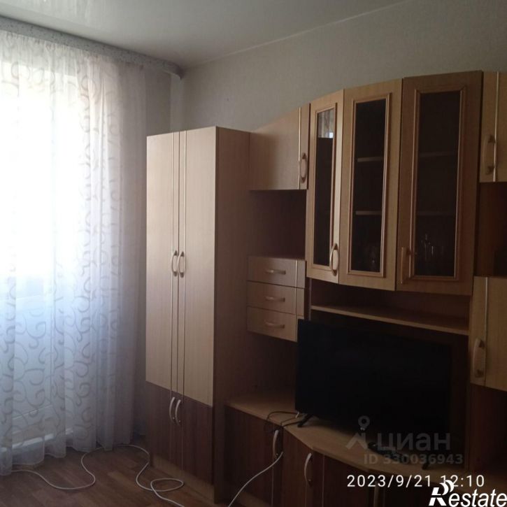 1-комн квартира улица Евгения Золотухина, 27,  д. 27