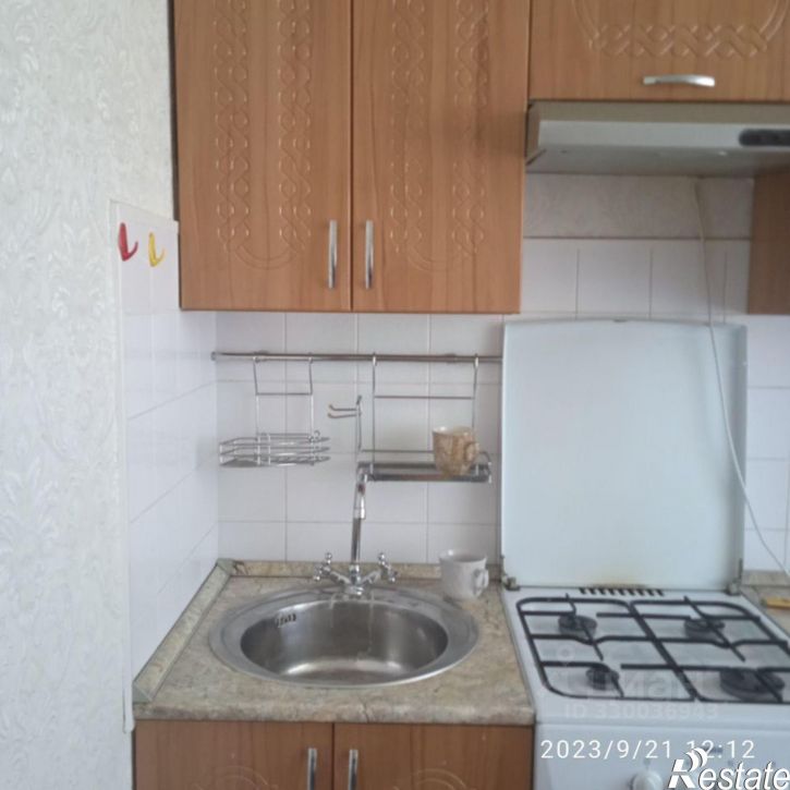 1-комн квартира улица Евгения Золотухина, 27,  д. 27