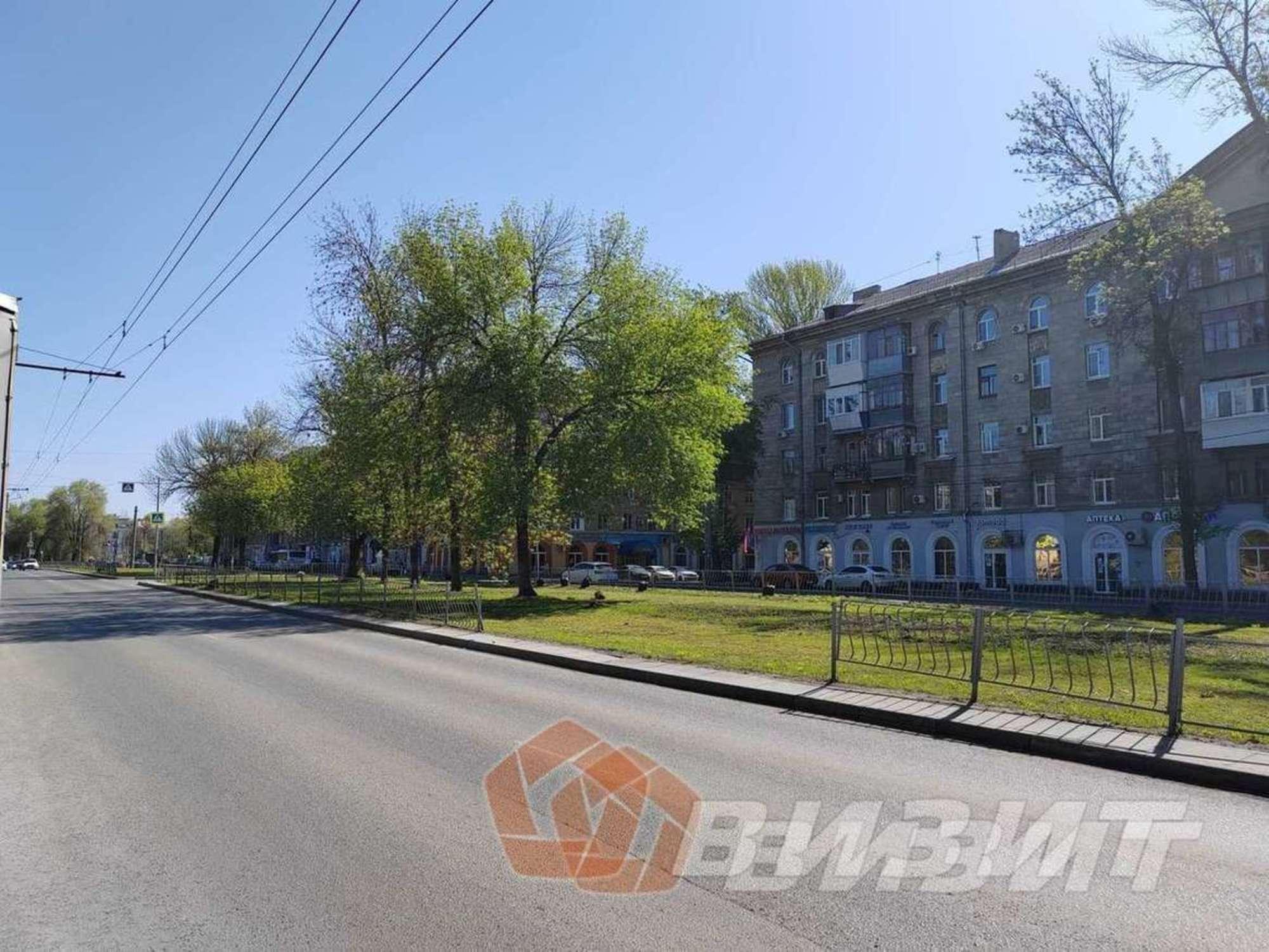Сдать торговое помещение за 40 000 рублей на Победы улица, 97