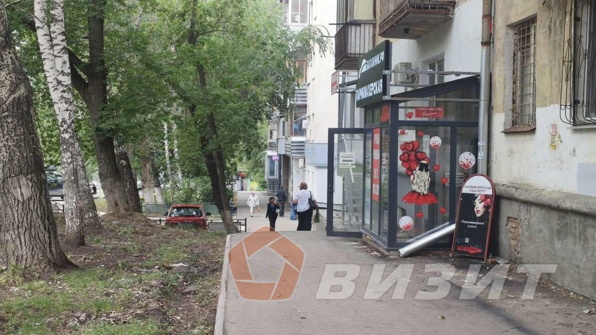 Сдать торговое помещение за 16 000 рублей на Советской Армии улица, 223