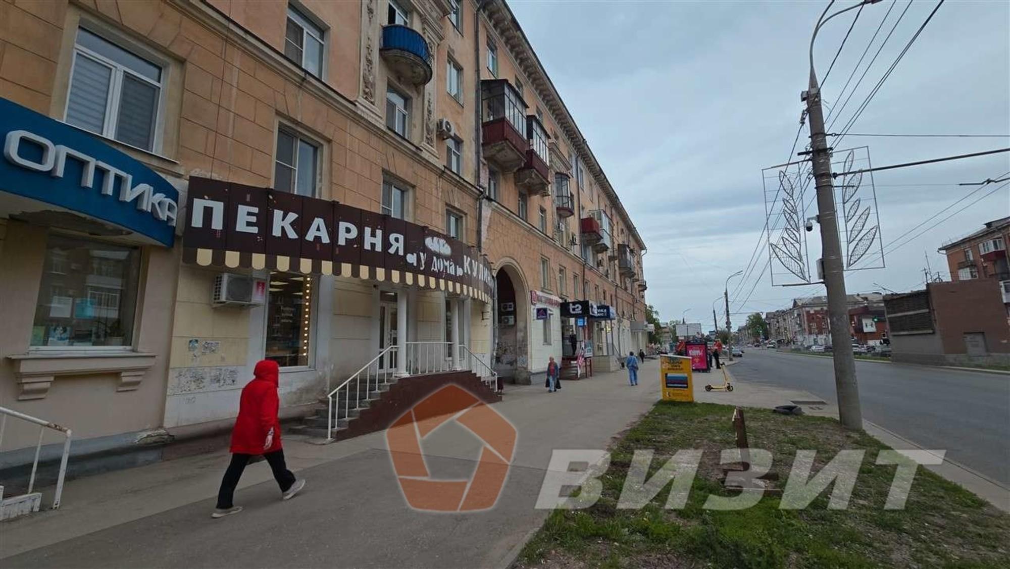 Сдать торговое помещение за 130 000 рублей на Победы улица, 92