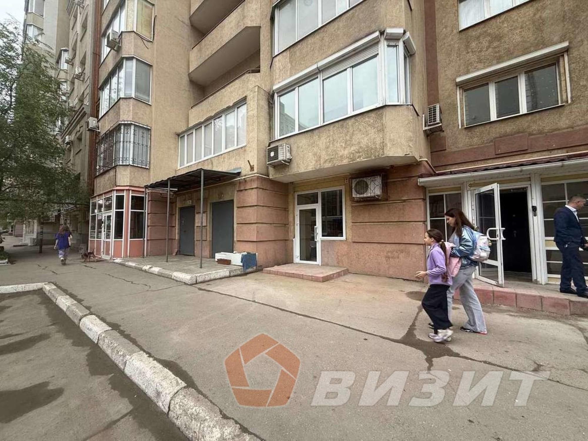 Купить торговое помещение за 9 300 000 рублей на Рабочая улица, 85