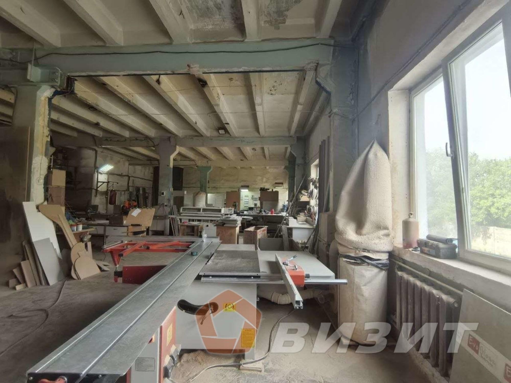 Сдать производственную площадь за 126 720 рублей на Земеца улица, 4