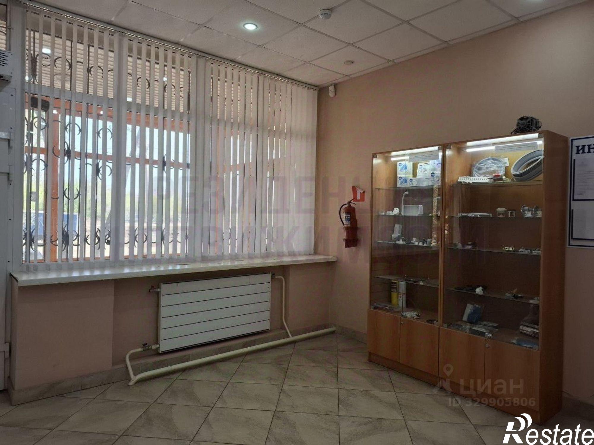Сдать торговое помещение за 218 604 рублей на проспект Карла Маркса, 318