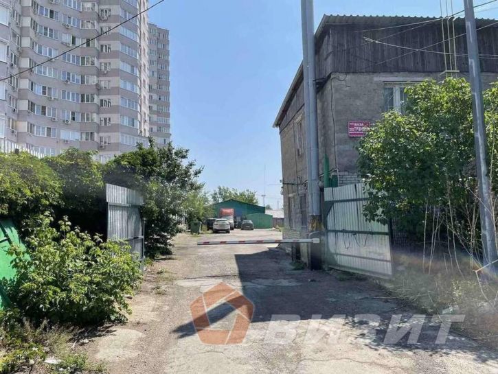 Склад Новокрасноармейская улица, 3