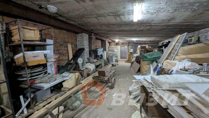 Склад Новокрасноармейская улица, 3