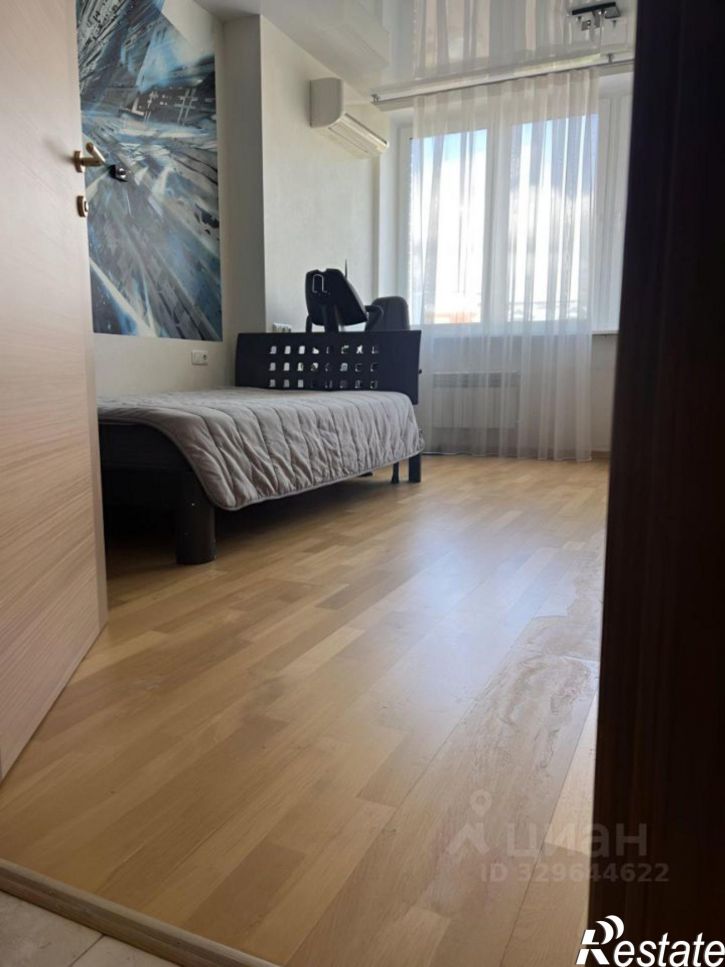 4-комн квартира улица Алексея Толстого, 26,  д. 26