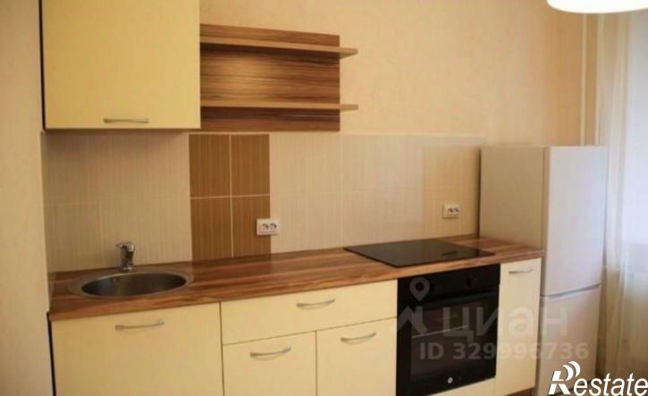 1-комн квартира ул Аэродромная, 102А,  д. 102А