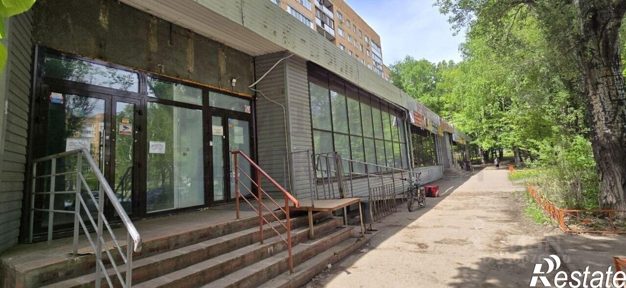 Сдать торговое помещение за 139 480 рублей на проспект Кирова