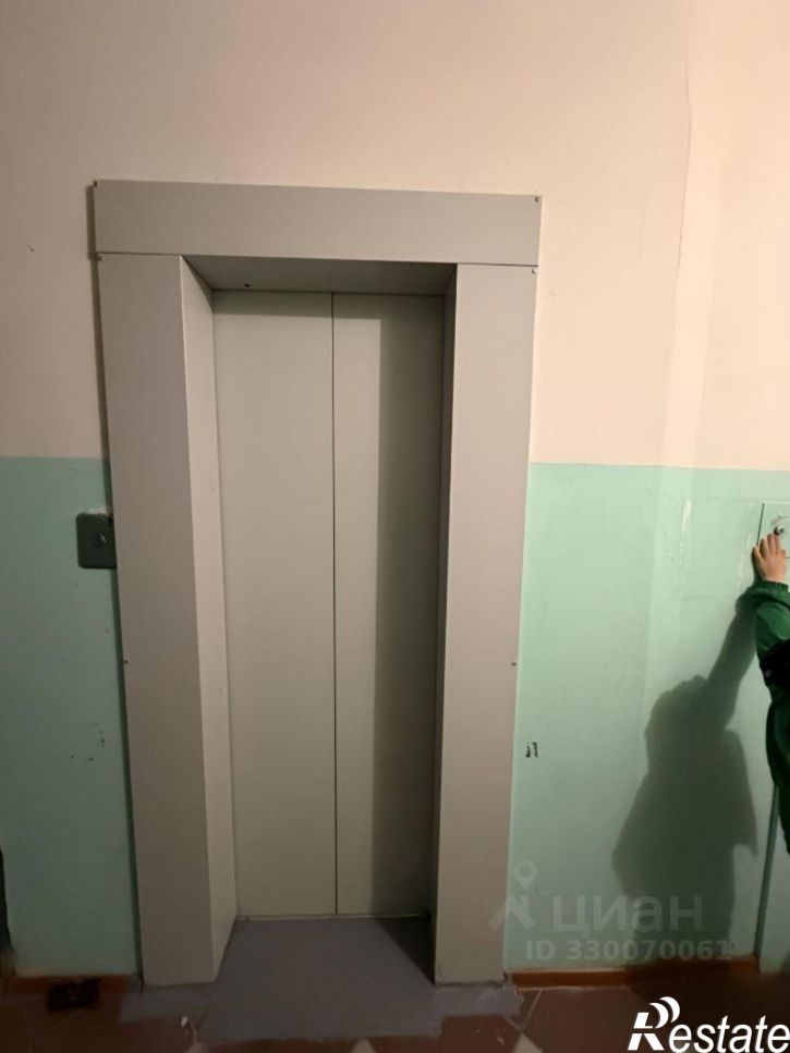 3-комн квартира улица Губанова, 8,  д. 8