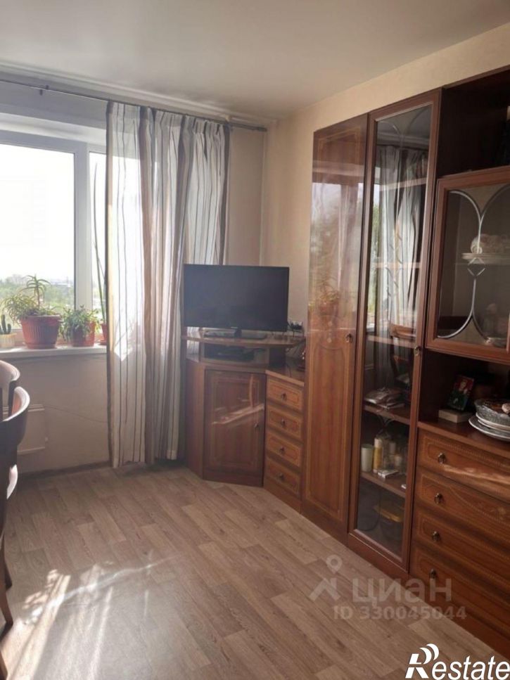 3-комн квартира ул Авроры, 61,  д. 61