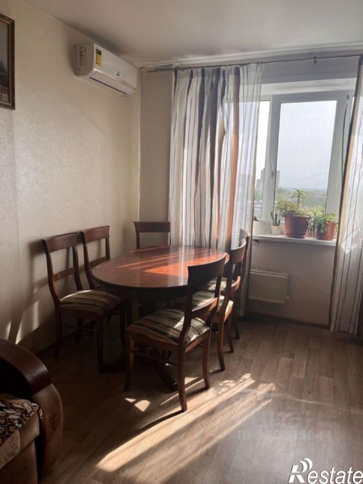 3-комн квартира ул Авроры, 61,  д. 61