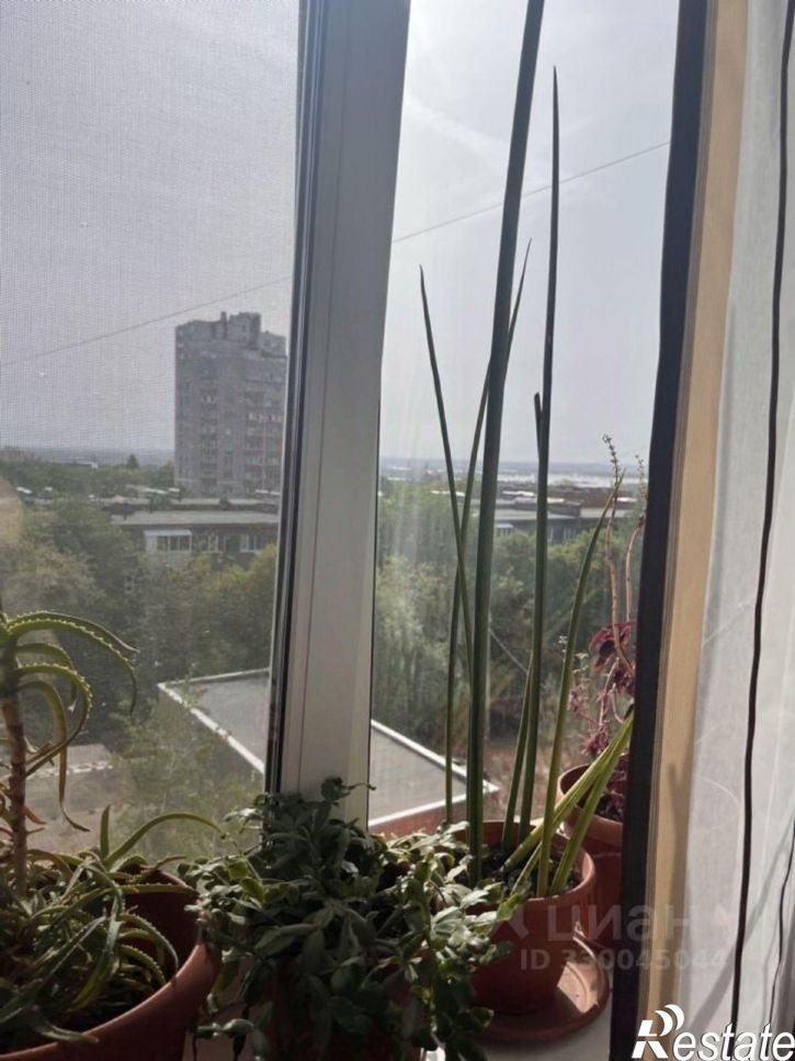 3-комн квартира ул Авроры, 61,  д. 61