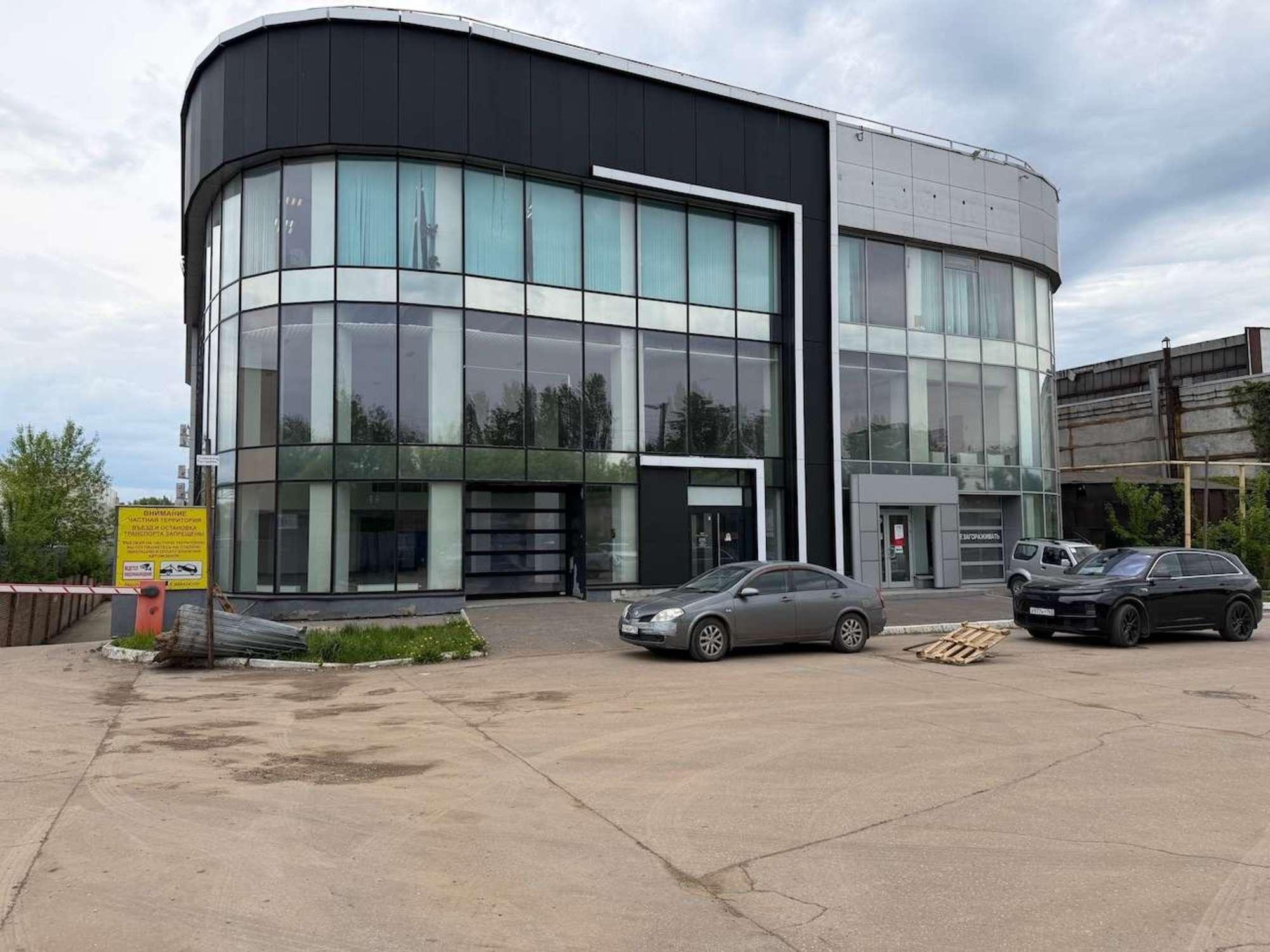Купить торговое помещение за 320 000 000 рублей на Мирная улица, 162б