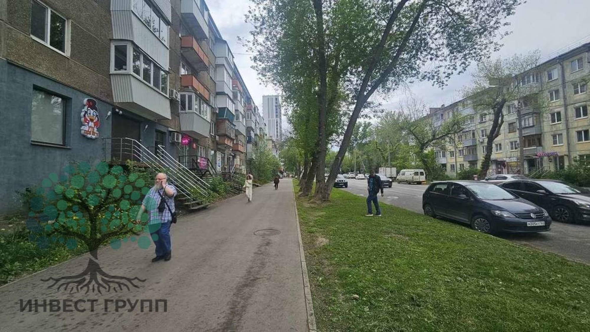 Купить торговое помещение за 10 900 000 рублей на Мичурина улица, 139