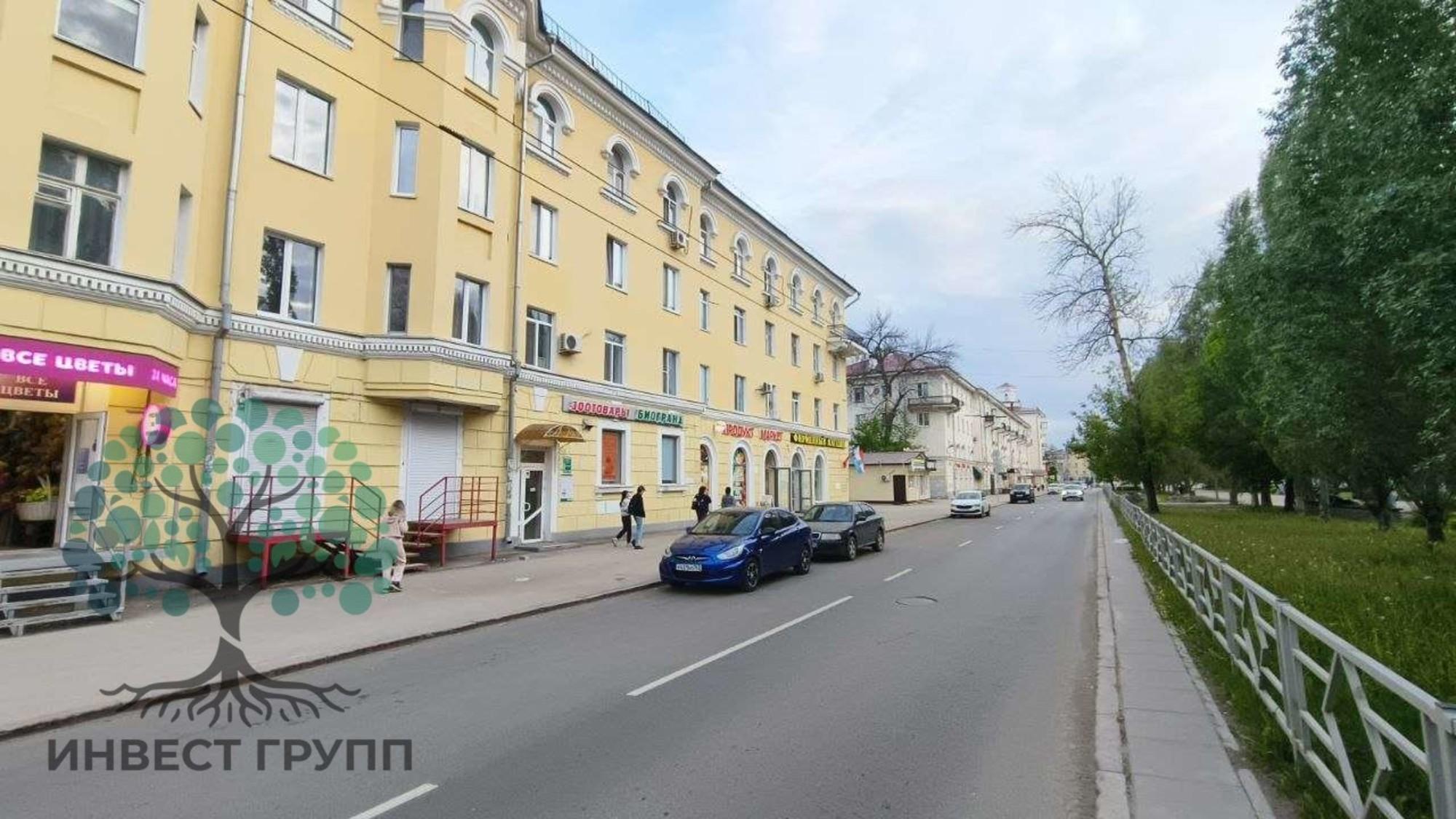Купить торговое помещение за 10 200 000 рублей на Металлургов проспект, 81
