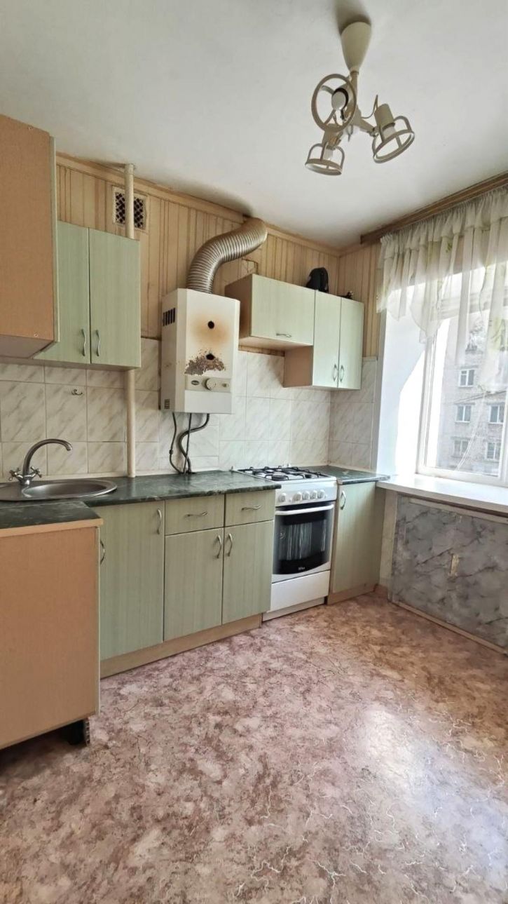 2-комн квартира Теннисная улица, 12