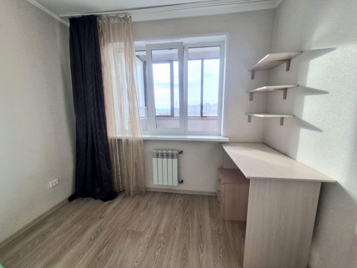 2-комн квартира Революционная улица, 4