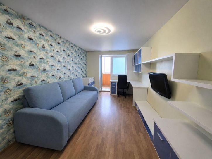 3-комн квартира Новосоветская улица, 75