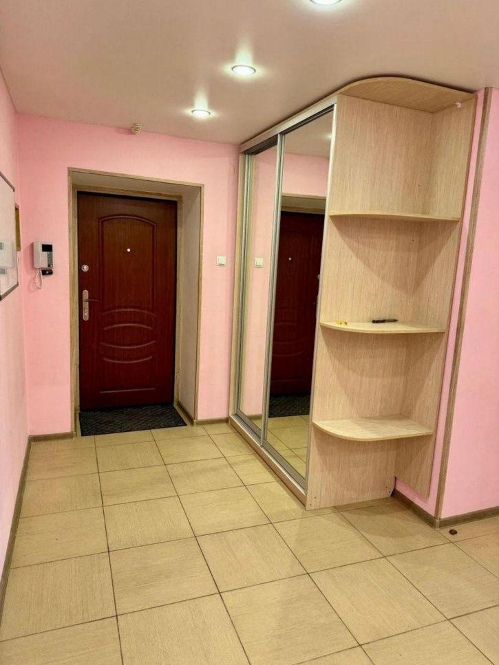 2-комн квартира Отважная улица, 27