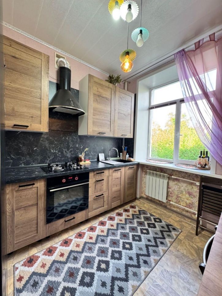 3-комн квартира Николая Панова улица, 4
