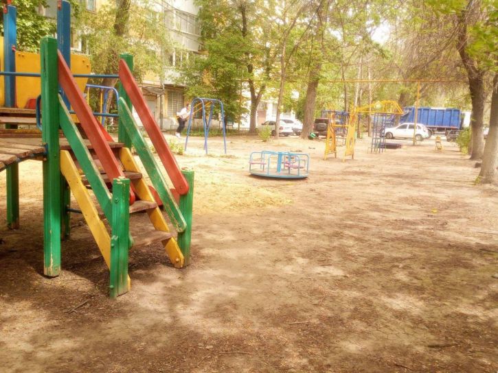 3-комн квартира Антонова-Овсеенко улица, 4