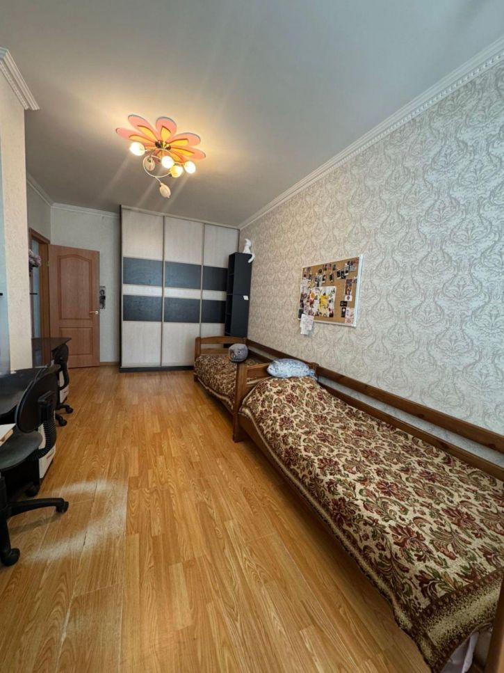 2-комн квартира Тухачевского улица, 22