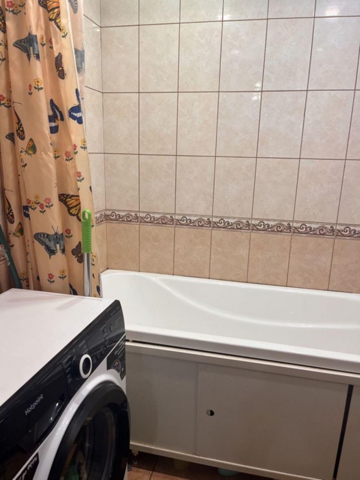 3-комн квартира Авроры улица, 61