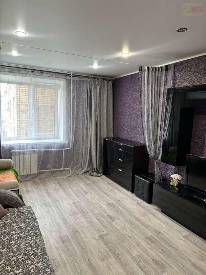 1-комн квартира Гастелло улица, 47