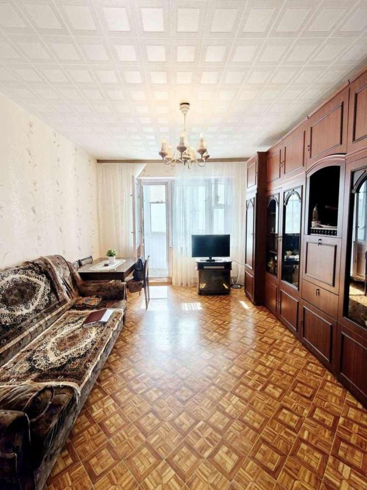 2-комн квартира Демократическая улица, 14