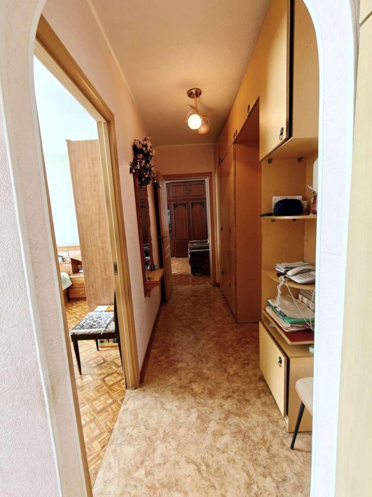 2-комн квартира Демократическая улица, 14