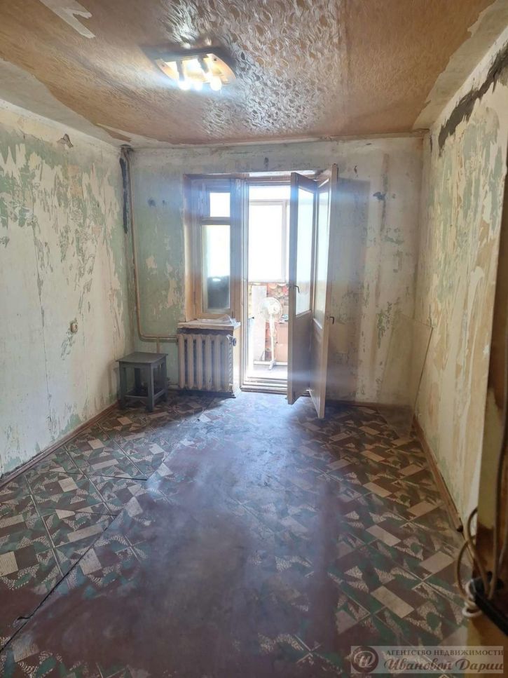 3-комн квартира Авроры улица, 122