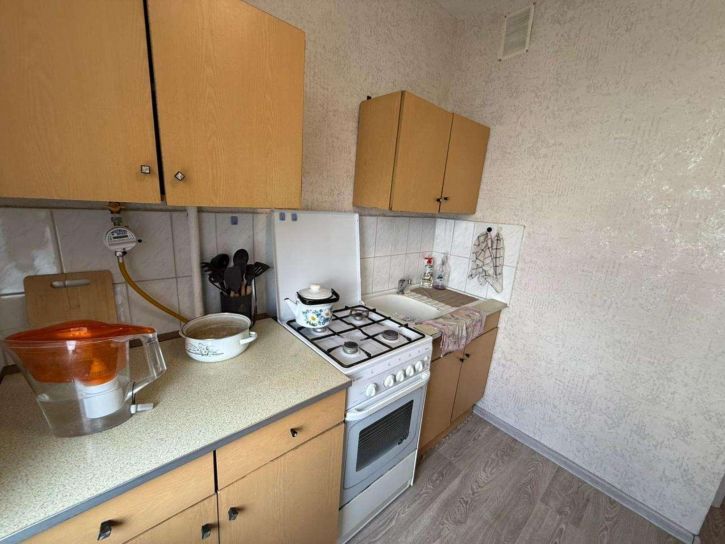 1-комн квартира Венцека улица, 72