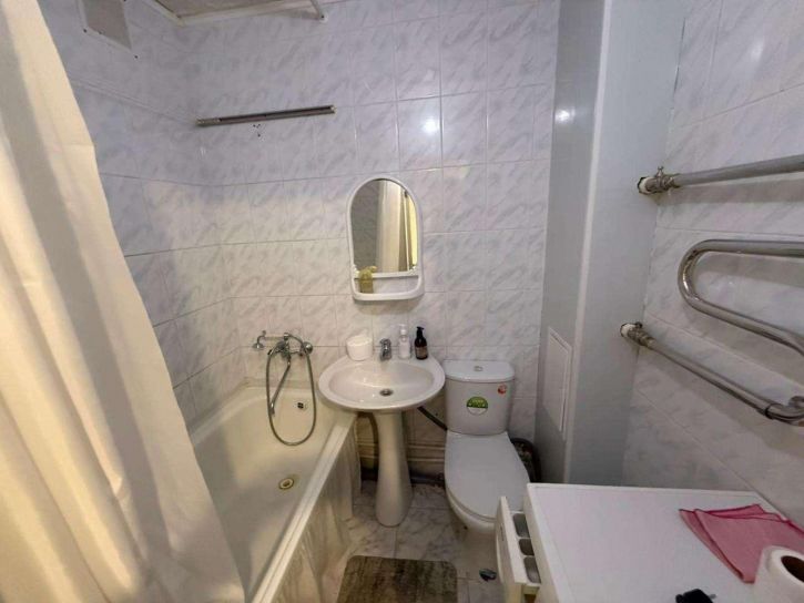 1-комн квартира Венцека улица, 72