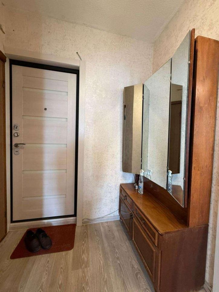 1-комн квартира Венцека улица, 72
