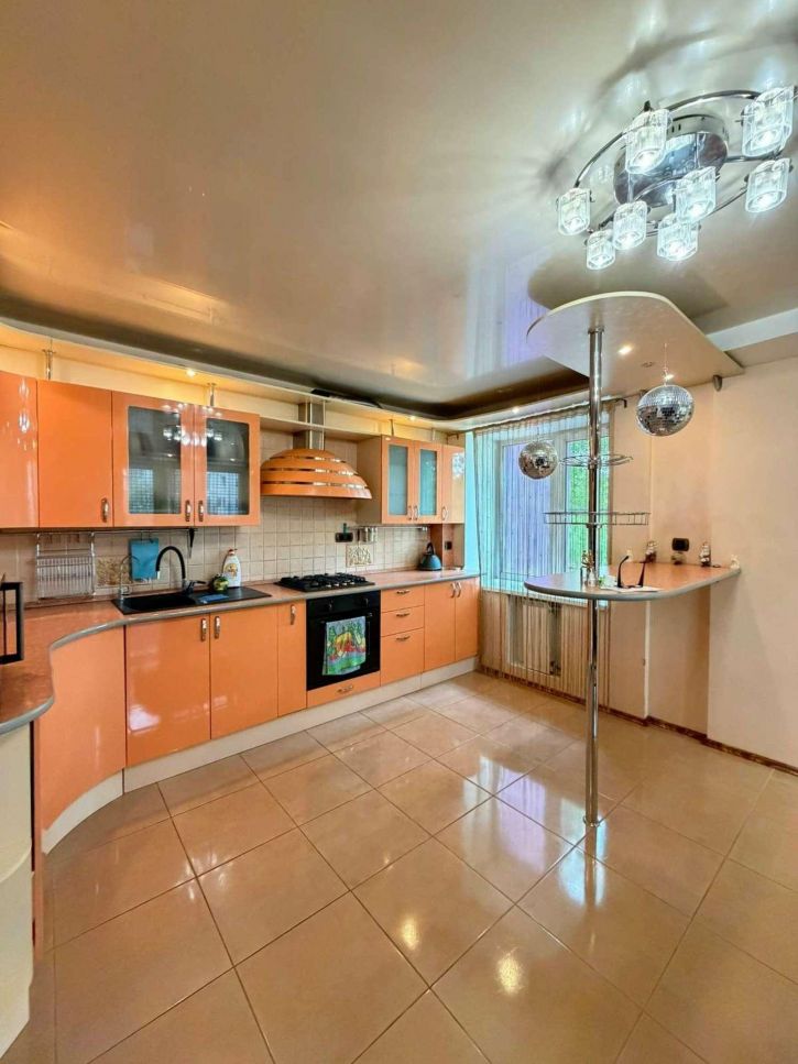 3-комн квартира Карла Маркса проспект, 478