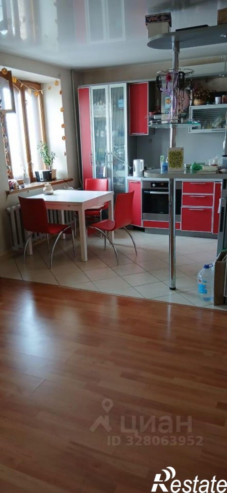 2-комн квартира проспект Карла Маркса, 31,  д. 31