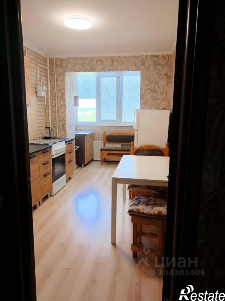 1-комн квартира улица Парижской Коммуны, 18,  д. 18