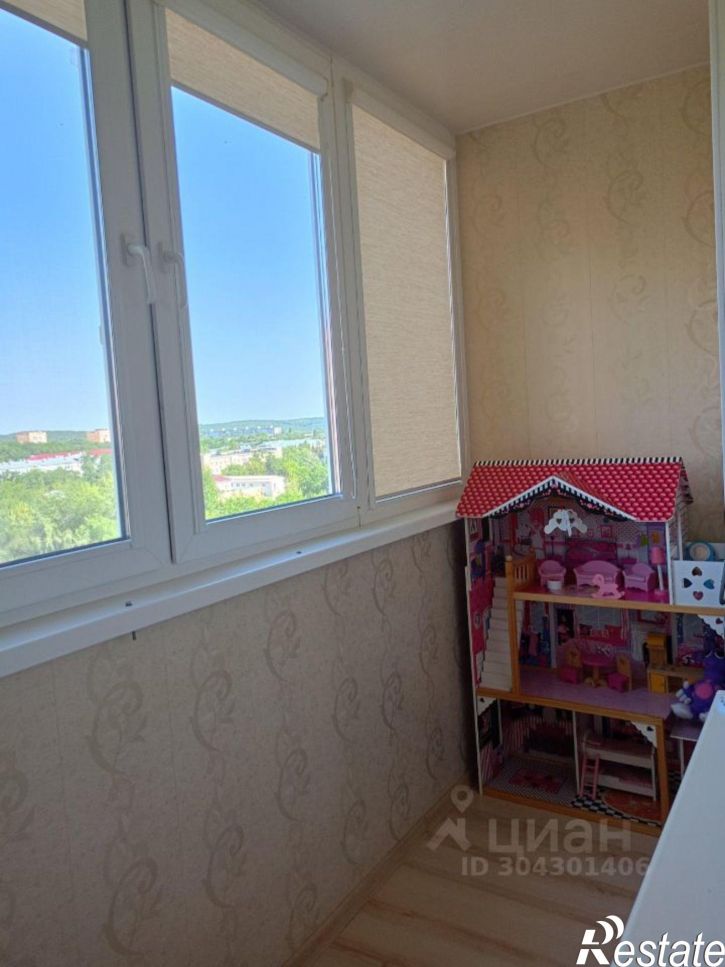 1-комн квартира улица Парижской Коммуны, 18,  д. 18
