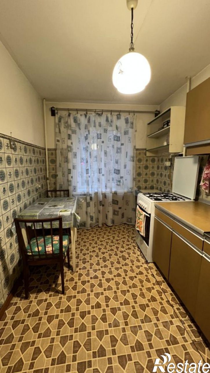 2-комн квартира Батайская улица, 10,  д. 10