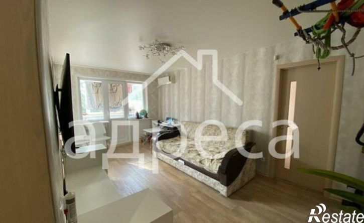 2-комн квартира улица Волгина, 102,  д. 102