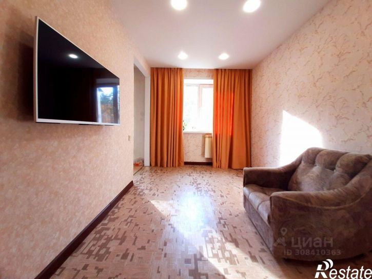 3-комн квартира ул Аэродромная, 104,  д. 104