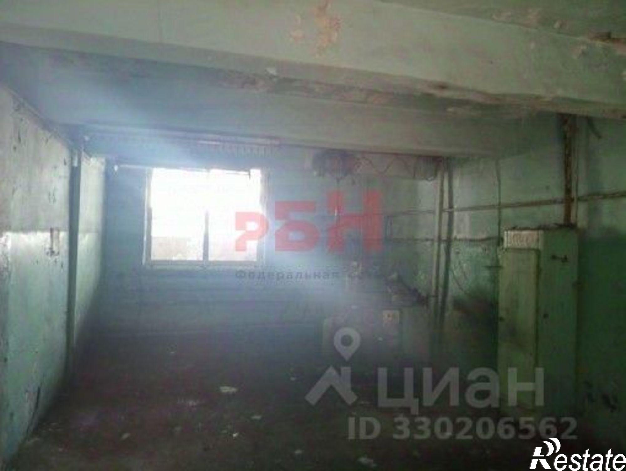 Сдать производственную площадь за 350 000 рублей на ул Земеца, 4