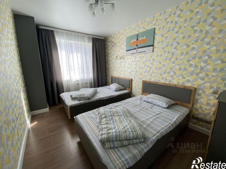 3-комн квартира улица Буянова, 120,  д. 120