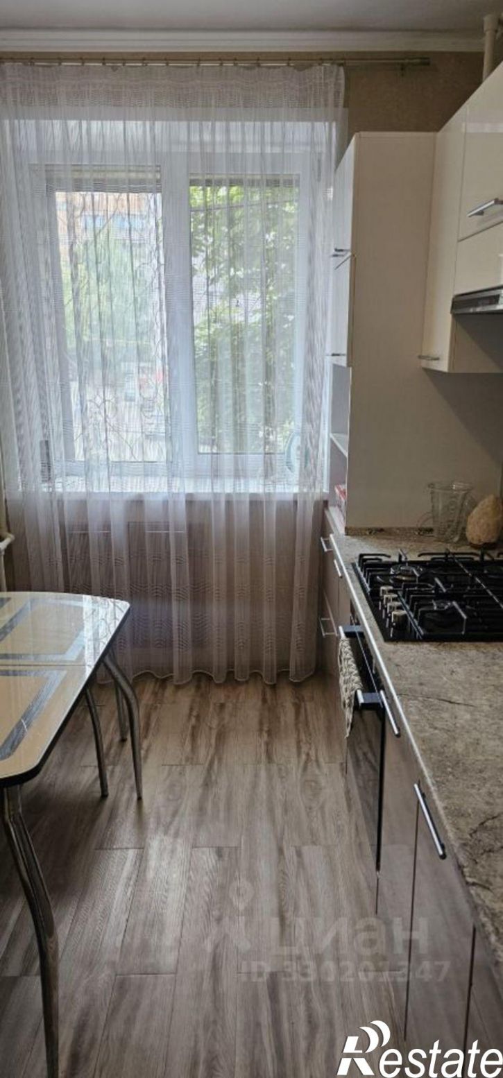 3-комн квартира ул Молодогвардейская, 225,  д. 225