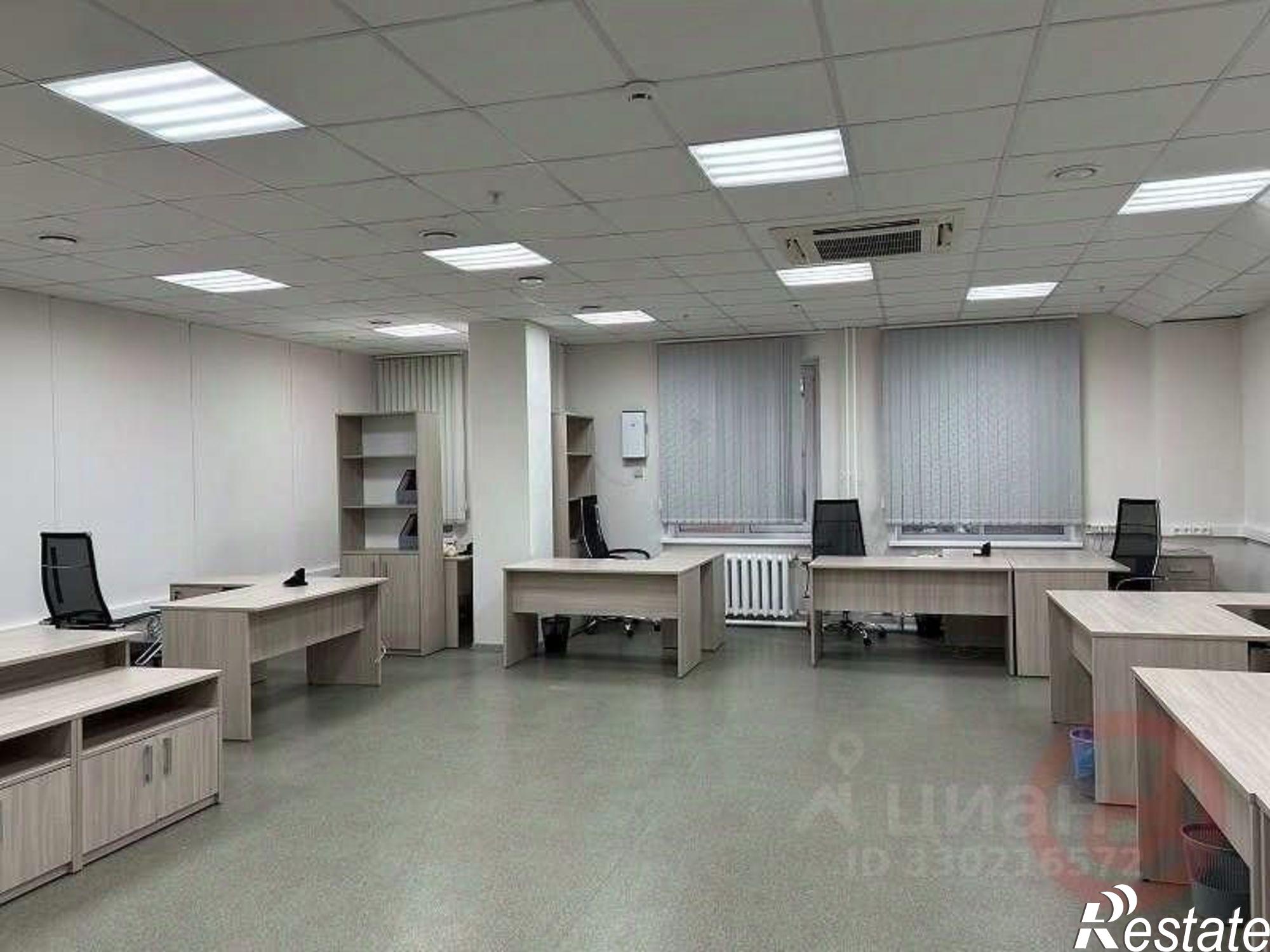Сдать офис, помещение под офис за 530 040 рублей на улица Мичурина, 21