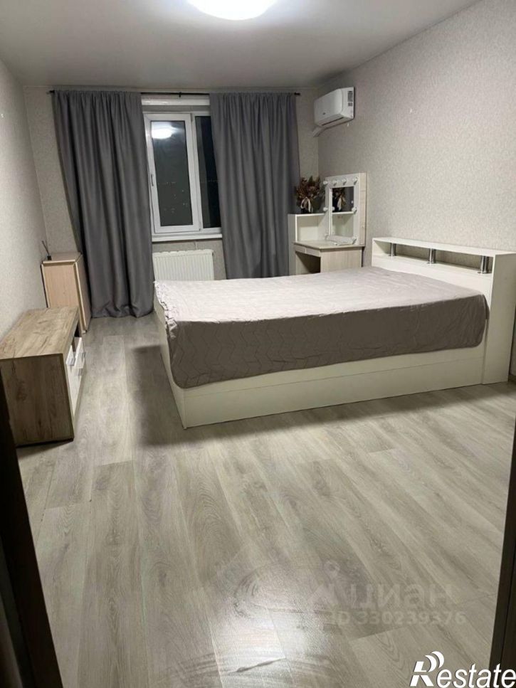 1-комн квартира Революционная улица, 101В,  д. 101В