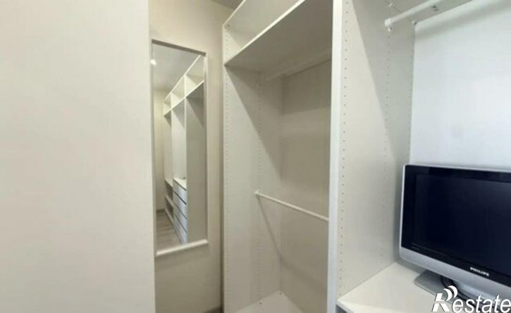 2-комн квартира Осетинская улица, 18,  д. 18