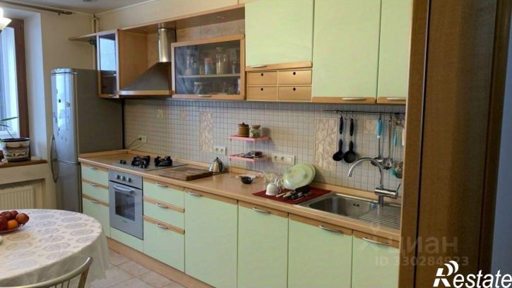 3-комн квартира улица Венцека, 1,  д. 1