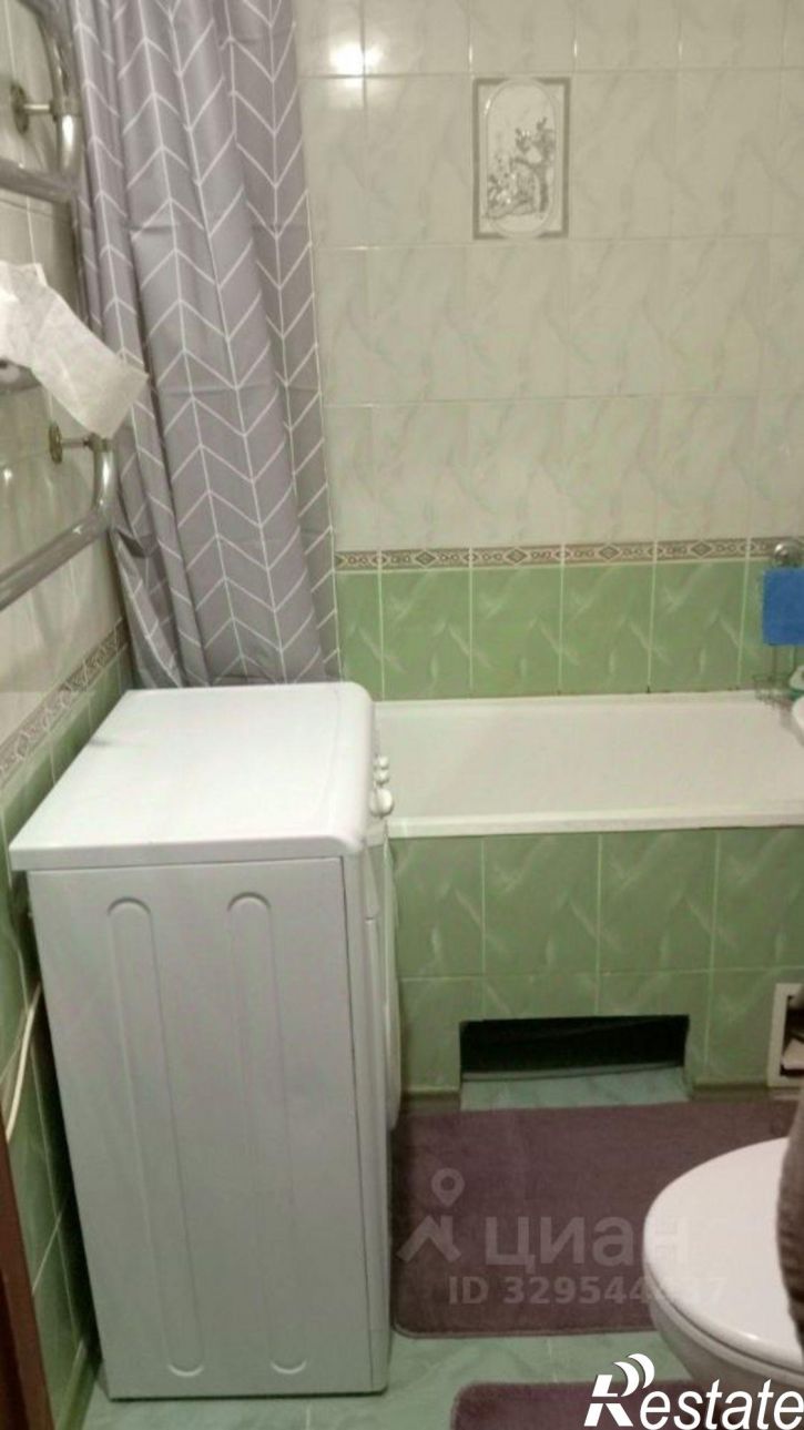 1-комн квартира улица Гагарина, 3,  д. 3